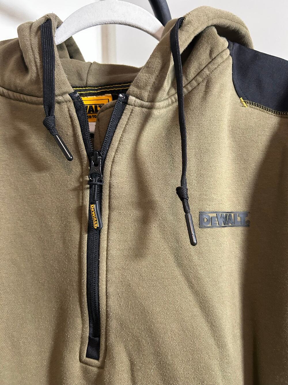 DEWALT Tough Hoodie Mens XL Olive Green Cordura Quarter Zip Workwear Sweatshirt